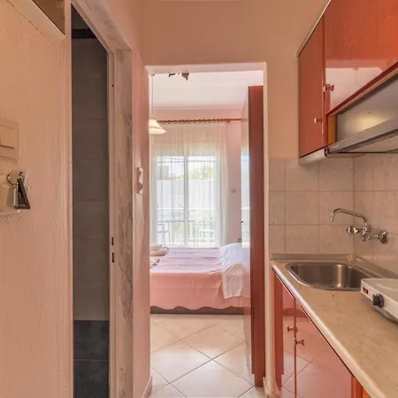 Iliadis House Ii Sarti