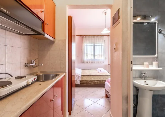 Iliadis House Ii * Sarti